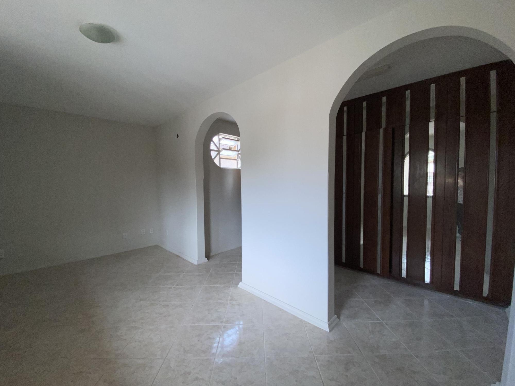 Casa para alugar com 7 quartos, 360m² - Foto 19