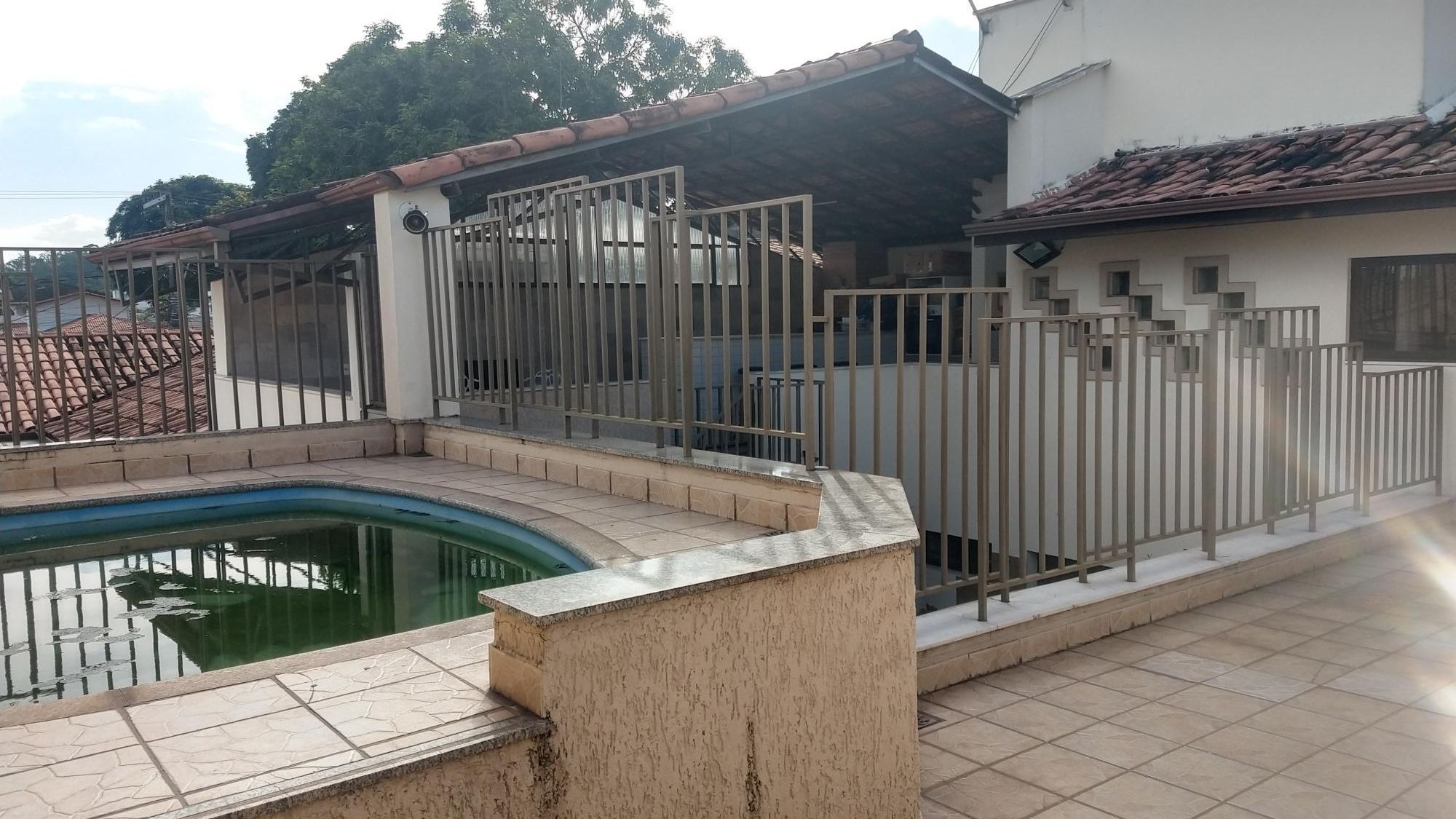 Casa à venda com 4 quartos, 267m² - Foto 17