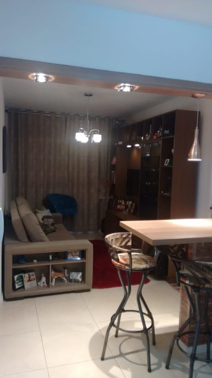 Apartamento à venda com 1 quarto, 42m² - Foto 3