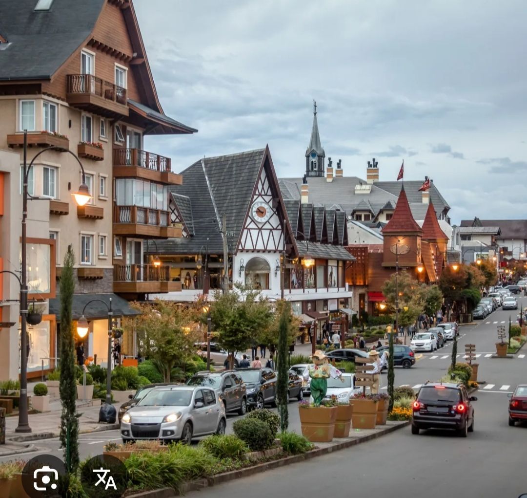 Terreno 600M² no condominio Morada Da Serra