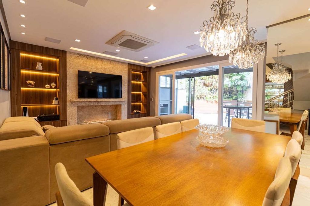 Casa de Condomínio com 214m², 3 dormitórios no bairro Morro Santana em Porto Alegre para Comprar