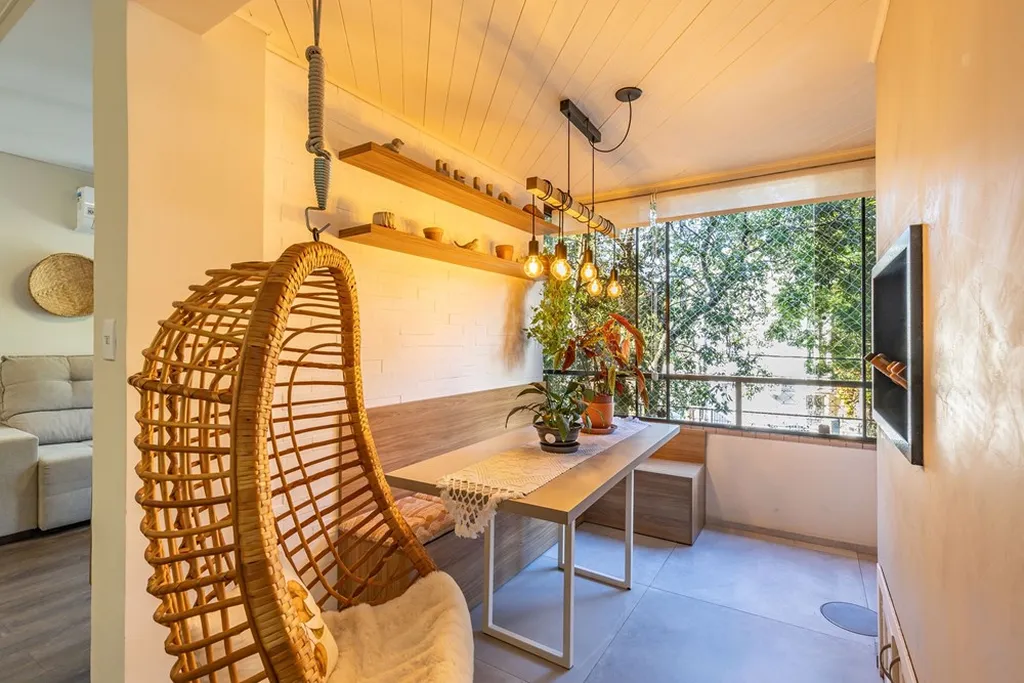 Apartamento com 112m², 3 dormitórios no bairro Petrópolis em Porto Alegre para Comprar