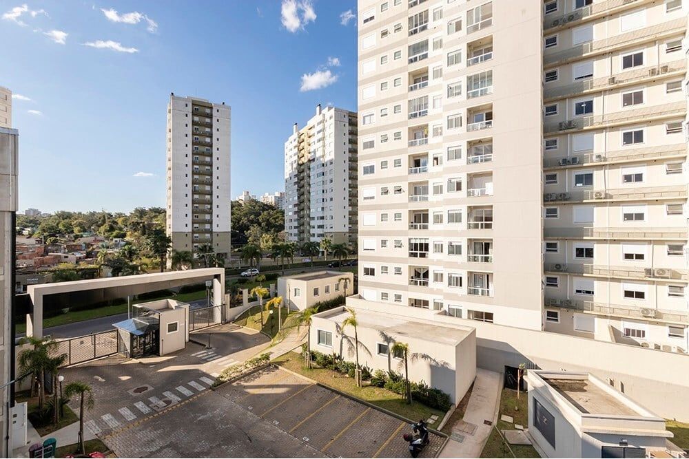 Apartamento com 53m², 2 dormitórios no bairro Jardim Carvalho em Porto Alegre para Comprar
