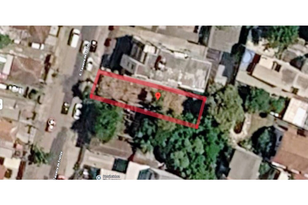 Terreno com 254m² no bairro Santo Antônio em Porto Alegre para Comprar