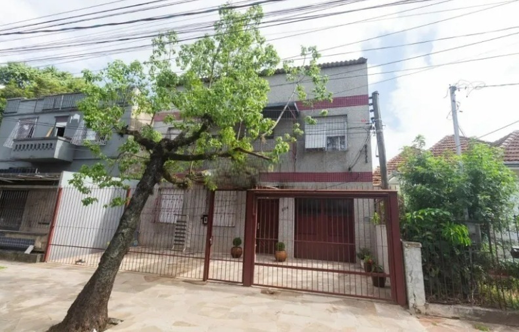 Apartamento com 36m², 1 dormitório no bairro Santa Maria Goretti em Porto Alegre para Comprar ou Alugar