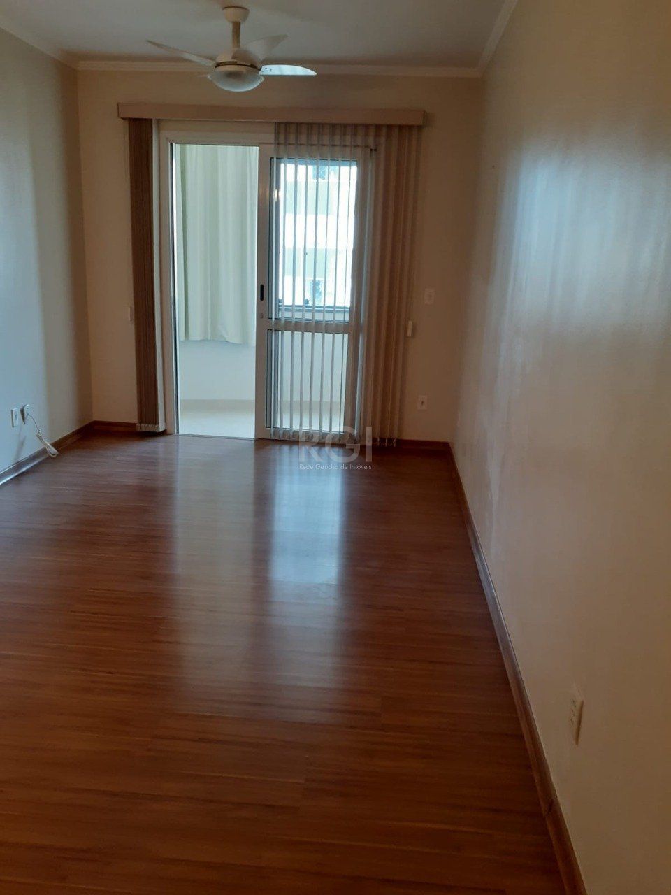 Apartamento à venda com 3 quartos, 82m² - Foto 2
