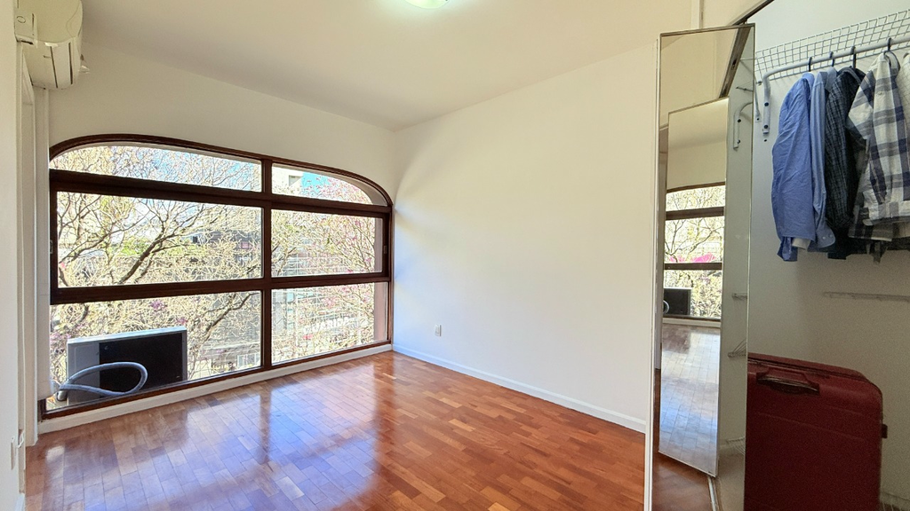 Apartamento com 116m², 3 dormitórios no bairro Rio Branco em Porto Alegre para Comprar
