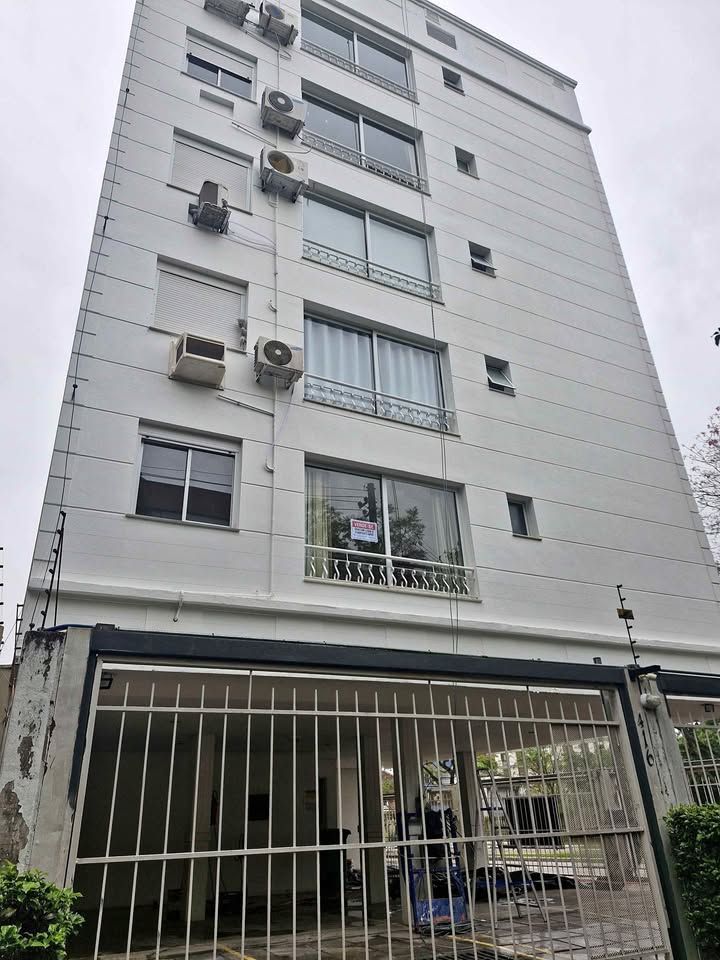Apartamento Um dormitório/ vaga coberta/Menino Deus