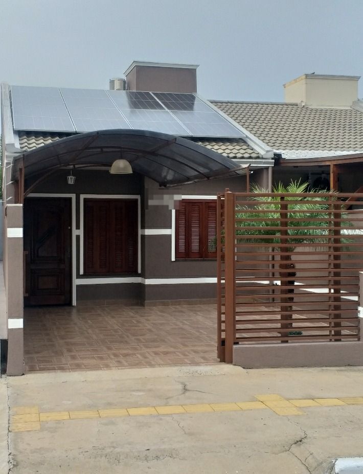 Casa, 2 dormitórios no bairro Harmonia em Canoas para Comprar