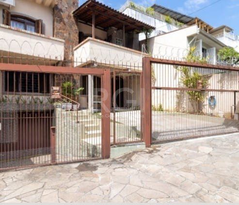 Casa, 4 quartos, 287 m² - Foto 1