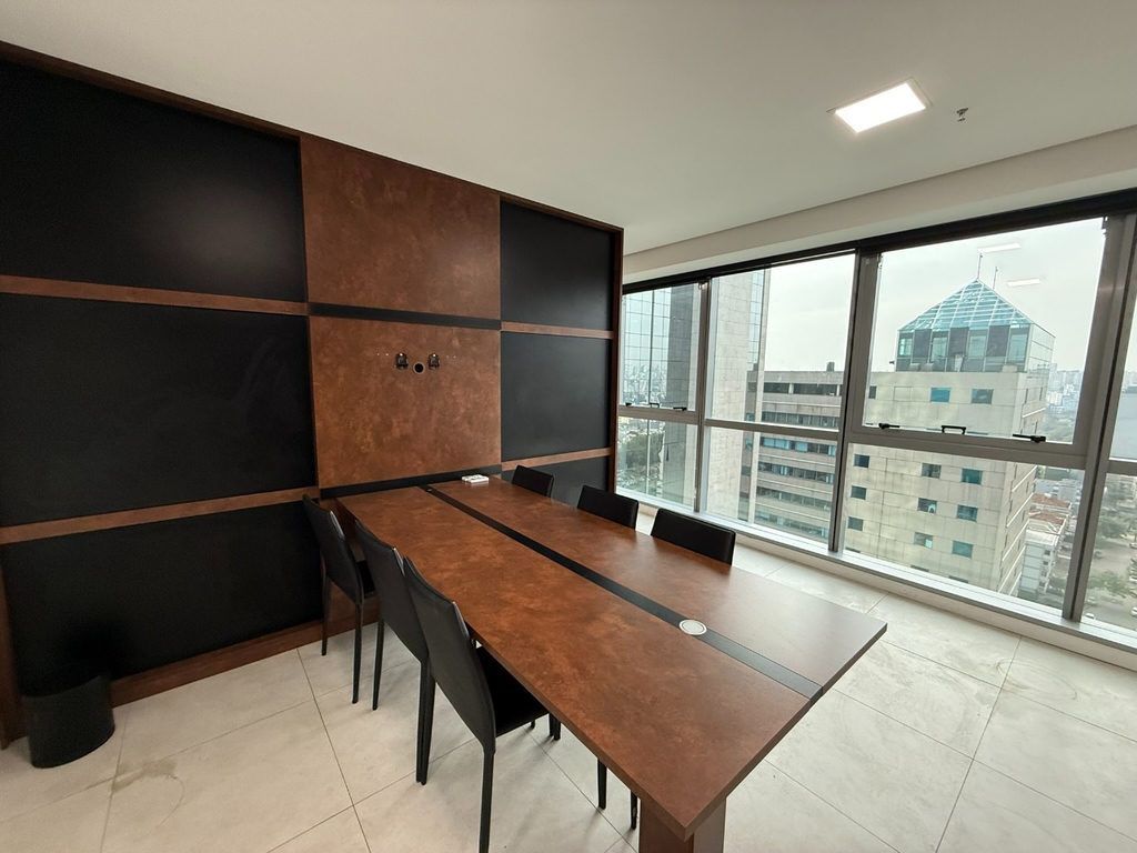 Apartamento com 30m², 1 dormitório no bairro Praia de Belas em Porto Alegre para Comprar