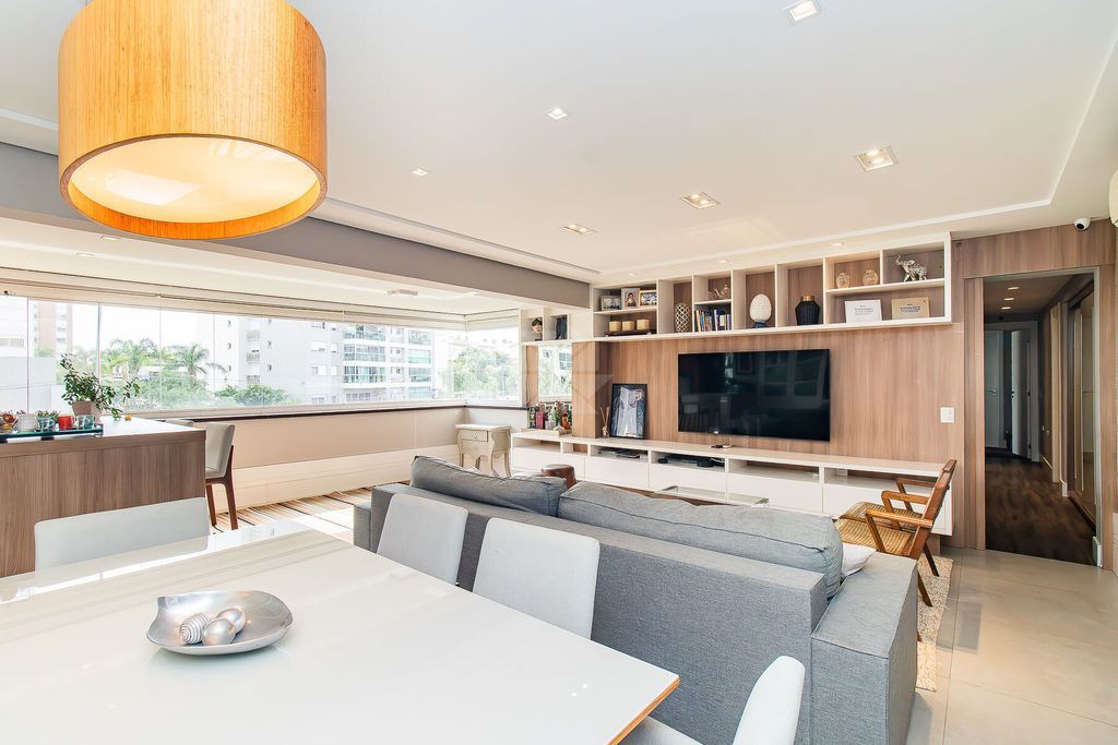 Apartamento com 162m², 3 dormitórios no bairro Central Parque em Porto Alegre para Comprar