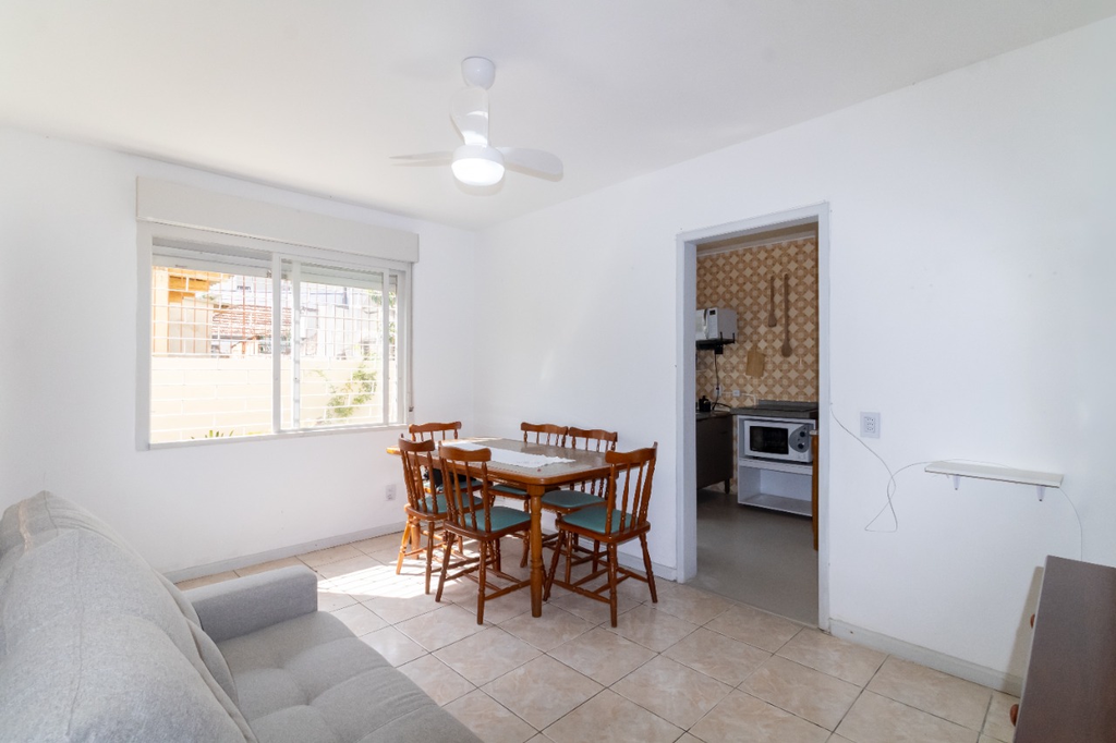 Apartamento com 56m², 2 dormitórios no bairro Jardim Botânico em Porto Alegre para Comprar