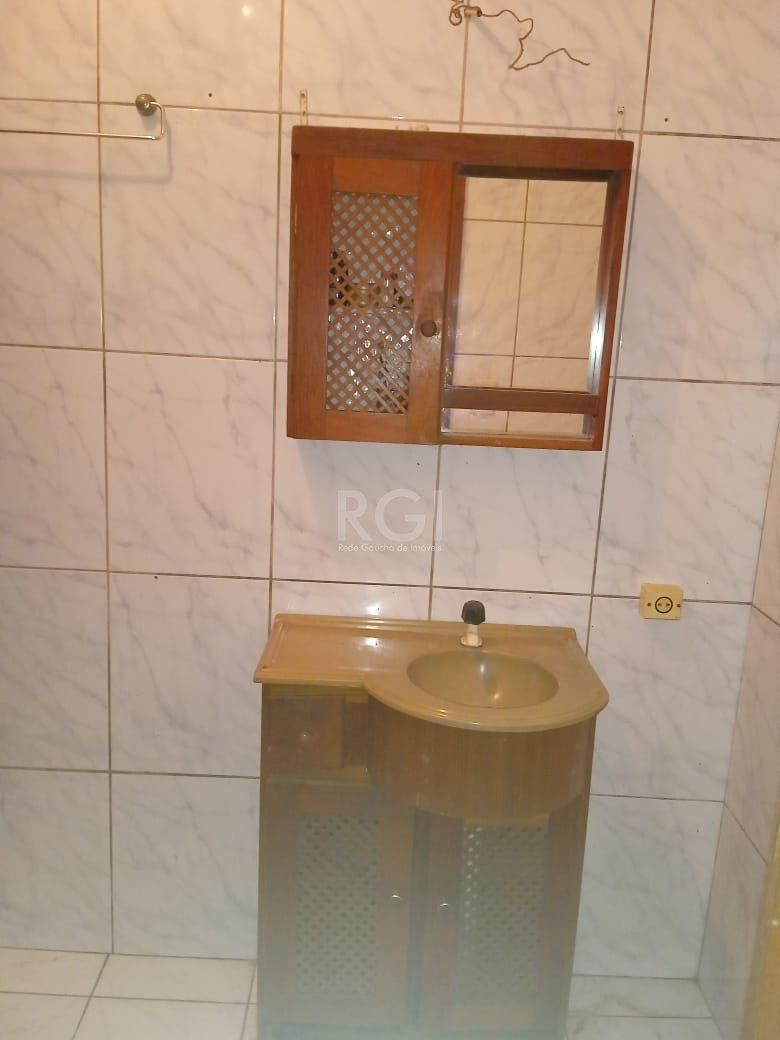 Casa à venda com 3 quartos, 219m² - Foto 9