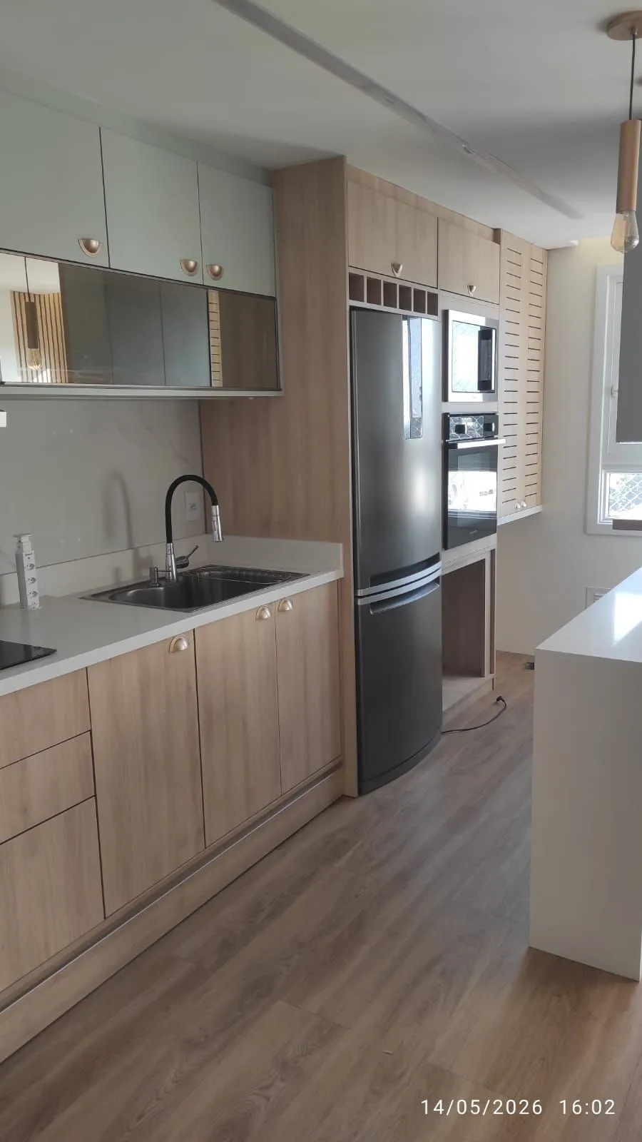 Apartamento a venda / Proximo ao Forúm / 2 Dorm.
