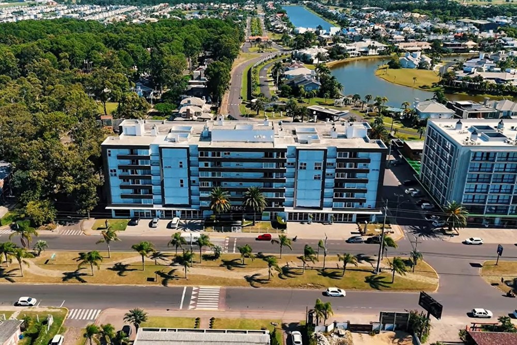 Apartamento com 96m², 3 dormitórios no bairro Praia de Atlântida em Xangri-Lá para Comprar