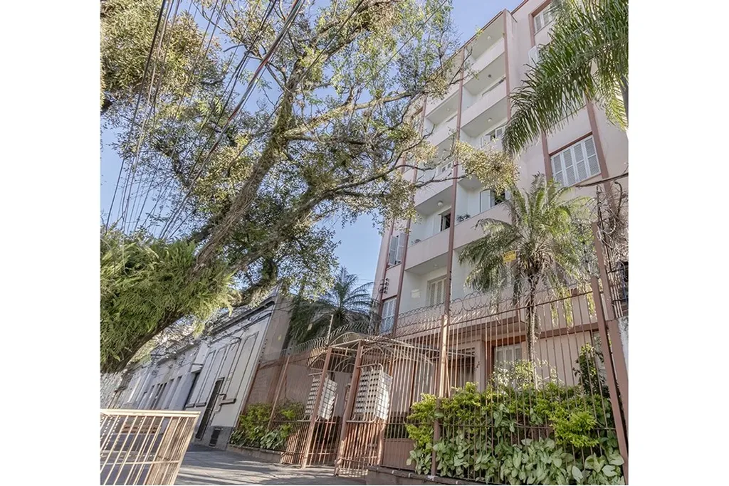 Apartamento com 78m², 2 dormitórios no bairro Floresta em Porto Alegre para Comprar