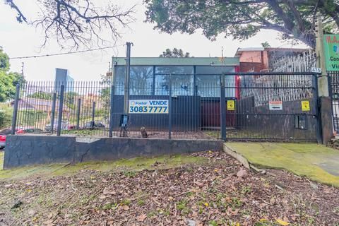 Casa com 319m², 3 dormitórios no bairro Cristal em Porto Alegre para Comprar