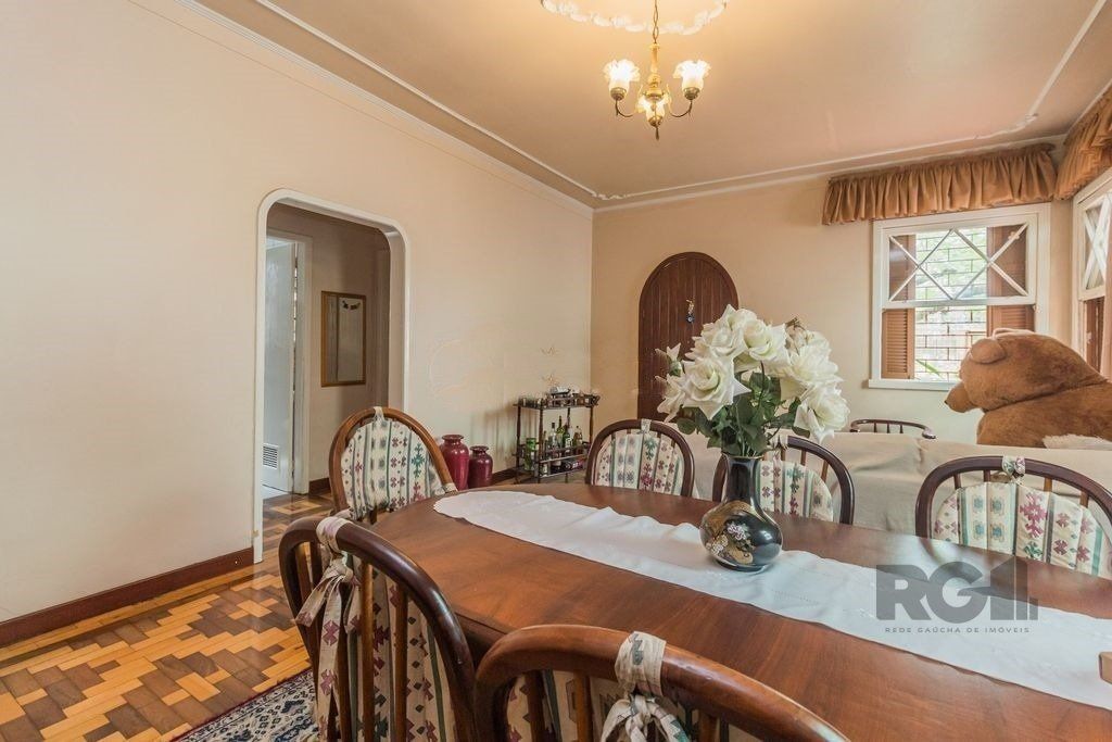 Casa à venda com 4 quartos, 216m² - Foto 7