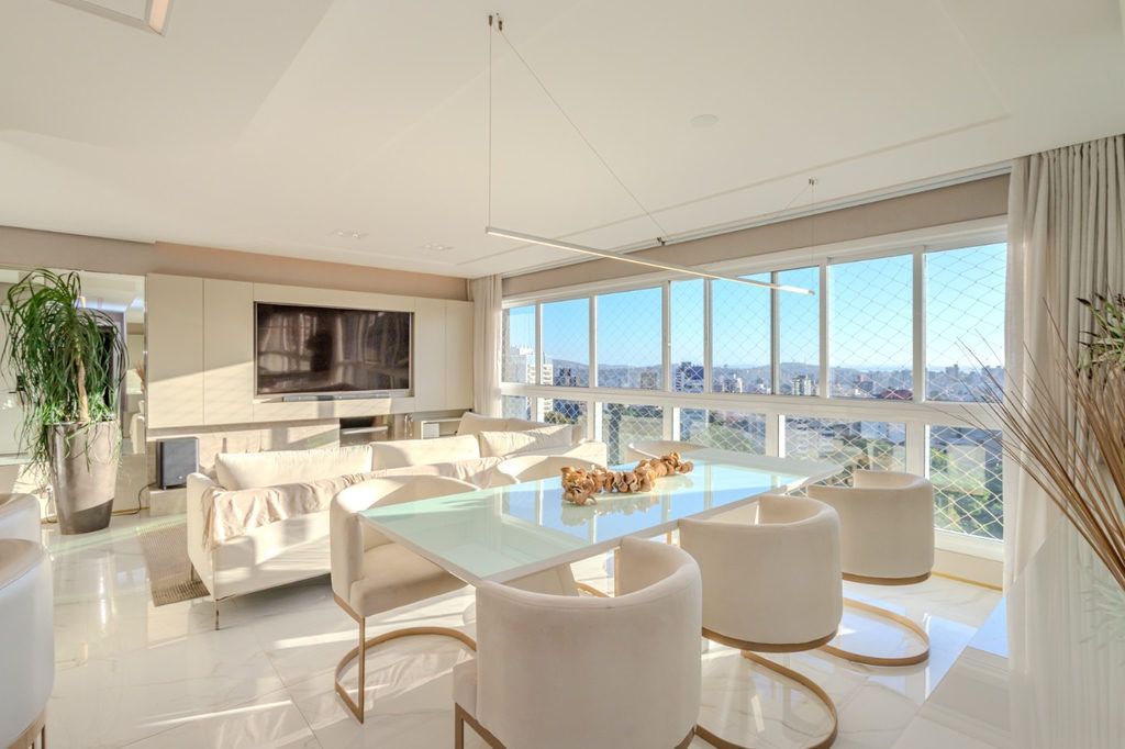 Apartamento com 126m², 3 dormitórios no bairro Petrópolis em Porto Alegre para Comprar