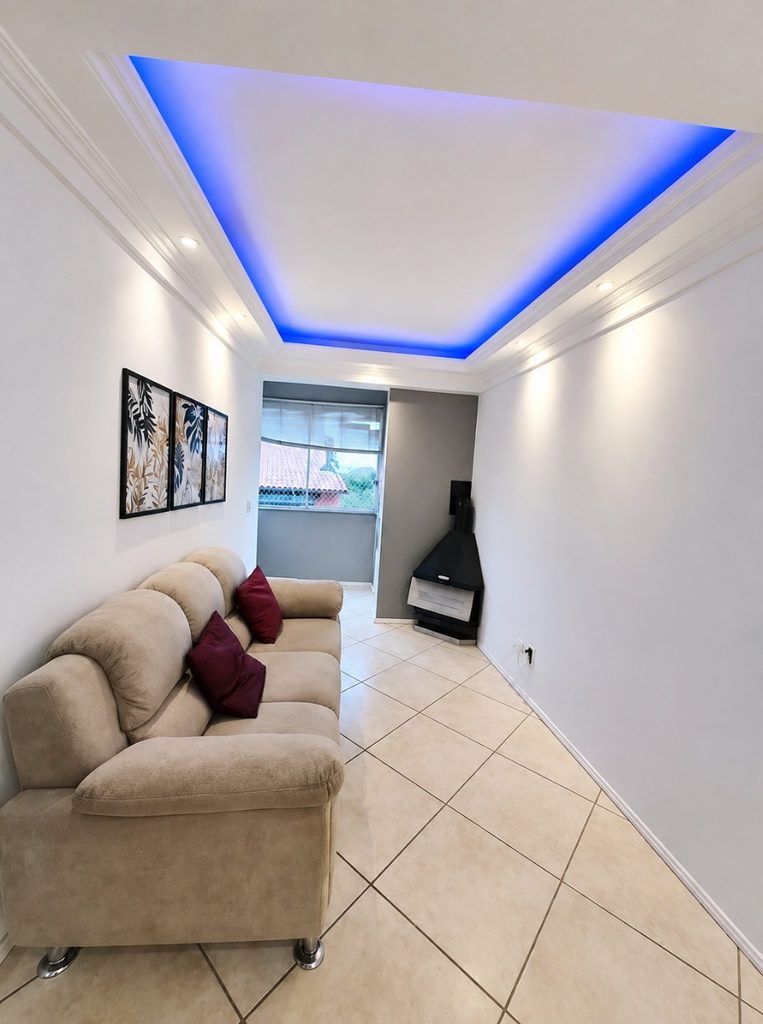Apartamento com 61m², 2 dormitórios no bairro Vila Ipiranga em Porto Alegre para Comprar