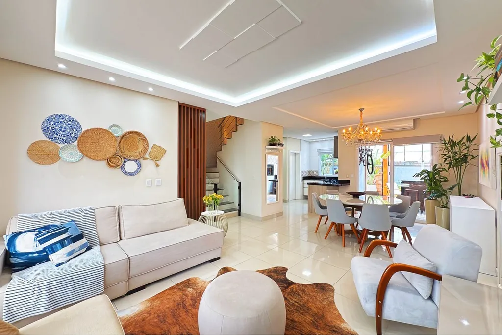 Casa com 142m², 3 dormitórios no bairro Hípica em Porto Alegre para Comprar