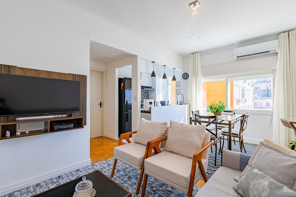 Apartamento com 47m², 1 dormitório no bairro Centro Histórico em Porto Alegre para Comprar