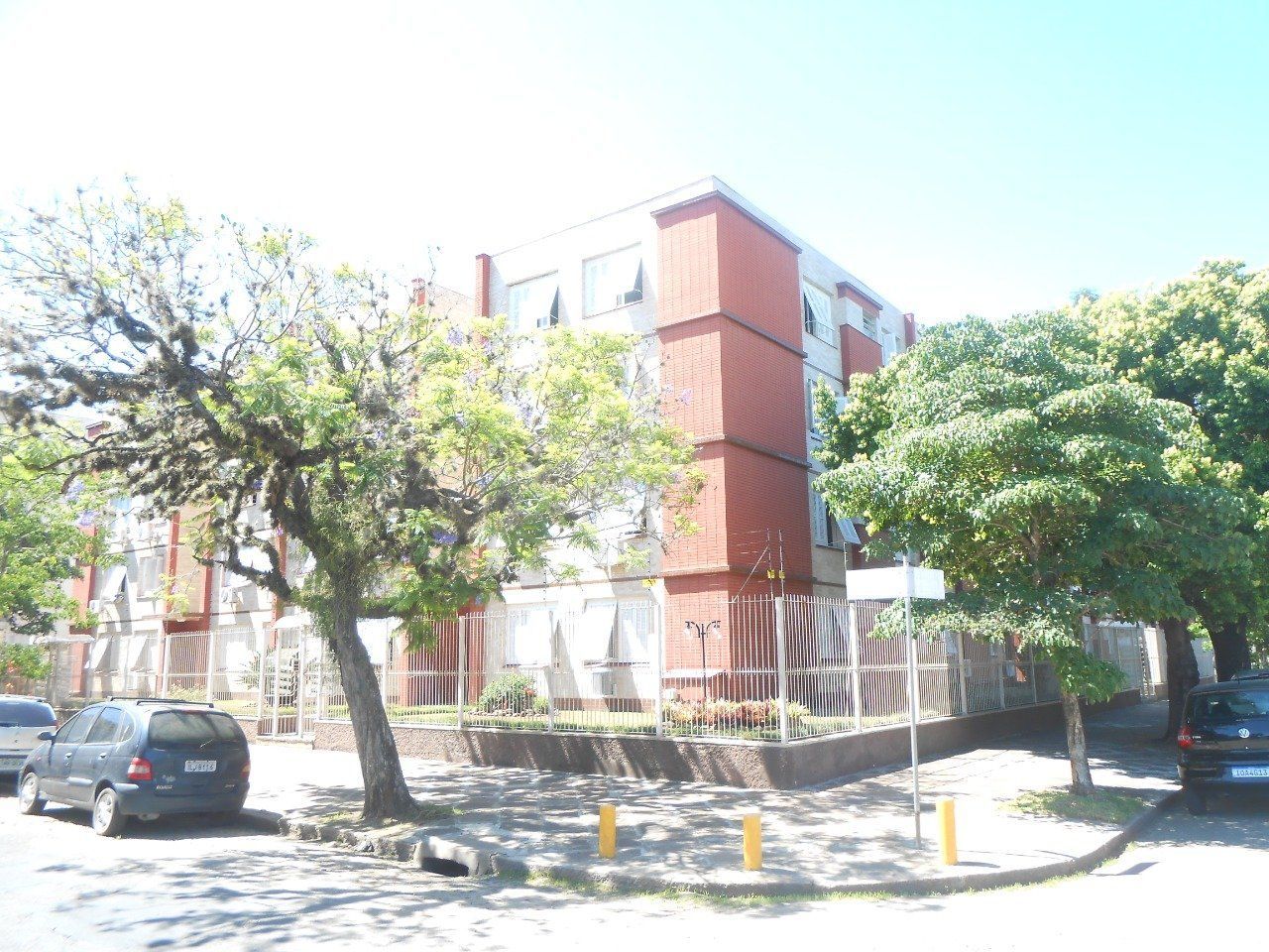 Apartamento à venda com 2 quartos, 60m², Rua Buarque de Macedo no bairro São Geraldo em Porto Alegre