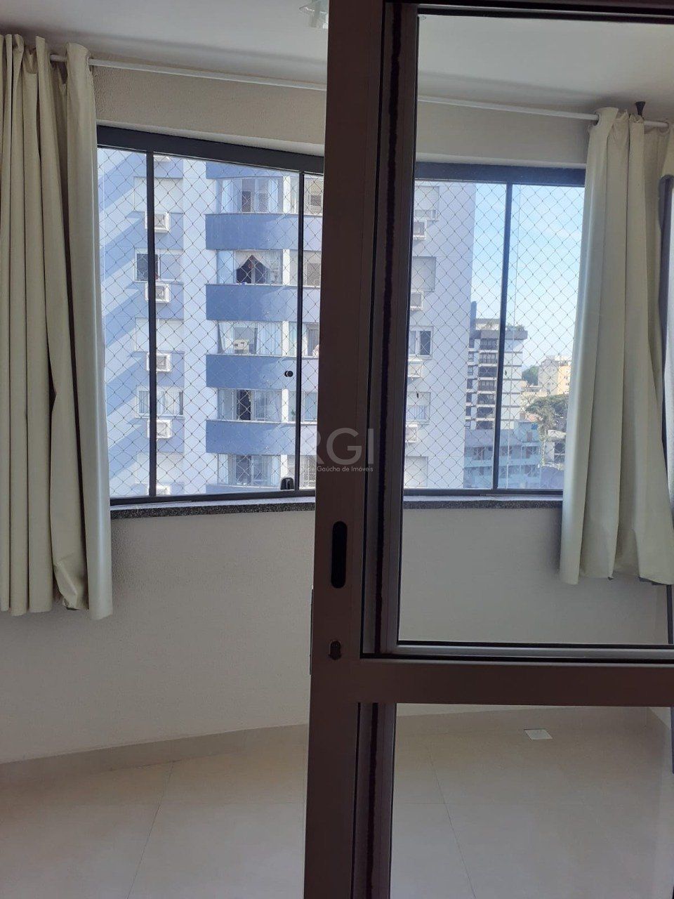 Apartamento à venda com 3 quartos, 82m² - Foto 12
