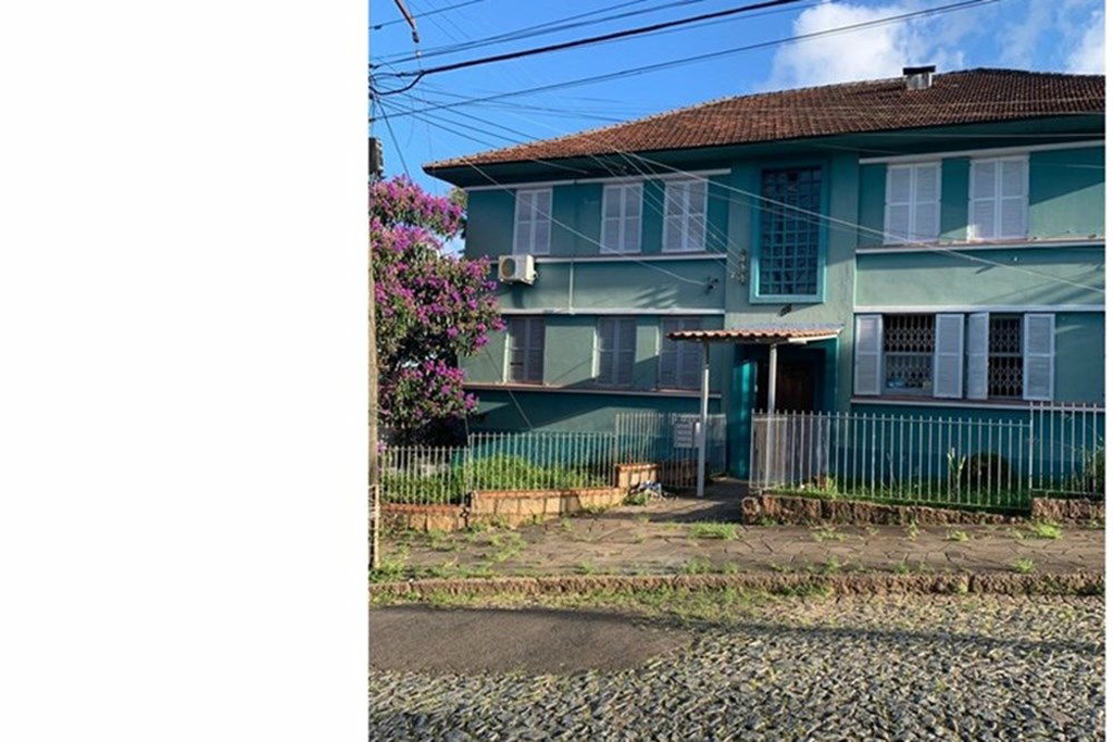 Apartamento com 69m², 3 dormitórios no bairro Passo da Areia em Porto Alegre para Comprar