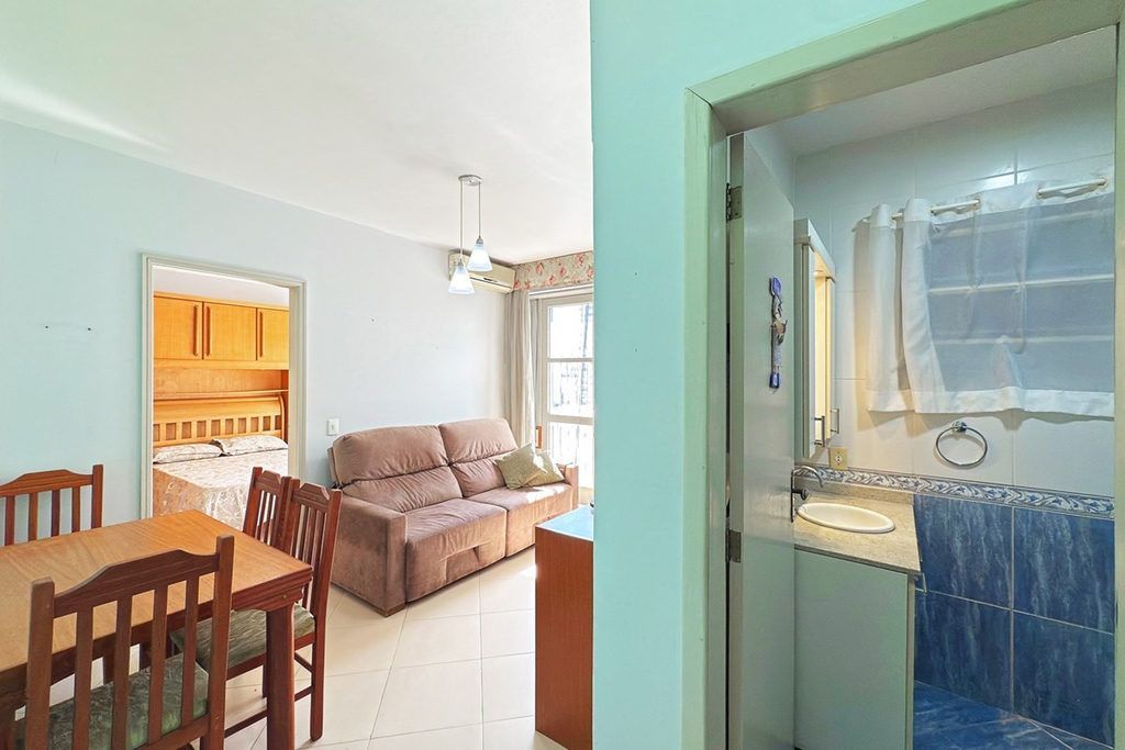 Apartamento com 37m², 1 dormitório no bairro Centro Histórico em Porto Alegre para Comprar