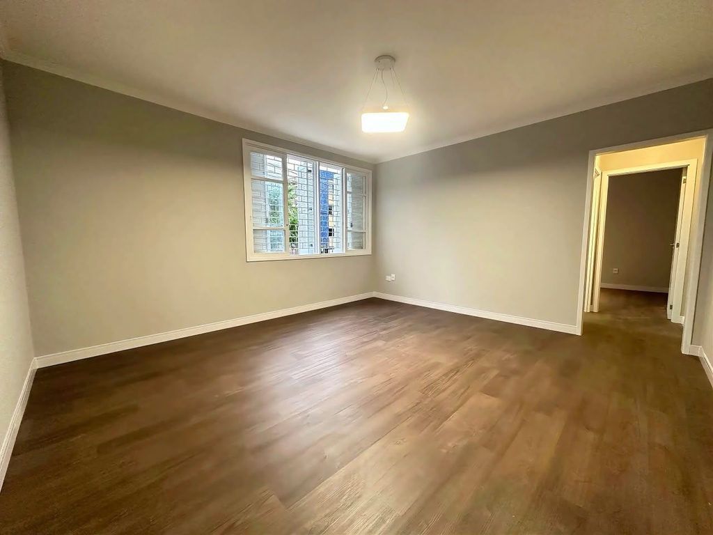 Apartamento com 57m², 1 dormitório no bairro Menino Deus em Porto Alegre para Comprar