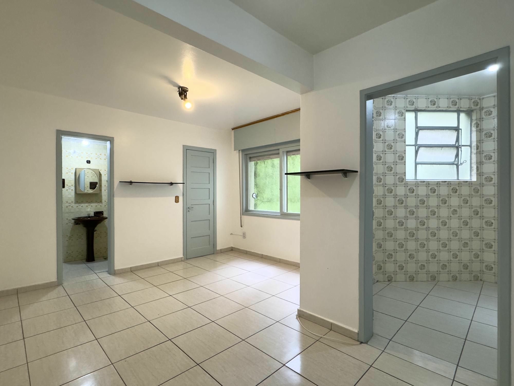 Apartamento com 29m², 1 dormitório no bairro Cidade Baixa em Porto Alegre para Comprar