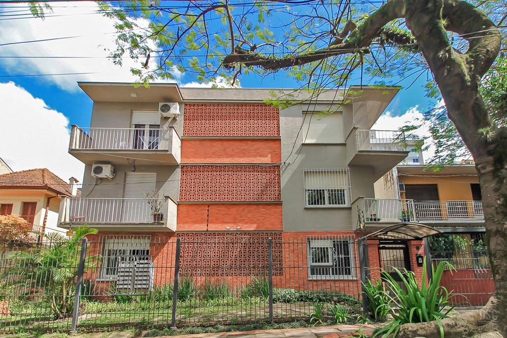 Apartamento com 92m², 2 dormitórios no bairro Petrópolis em Porto Alegre para Comprar