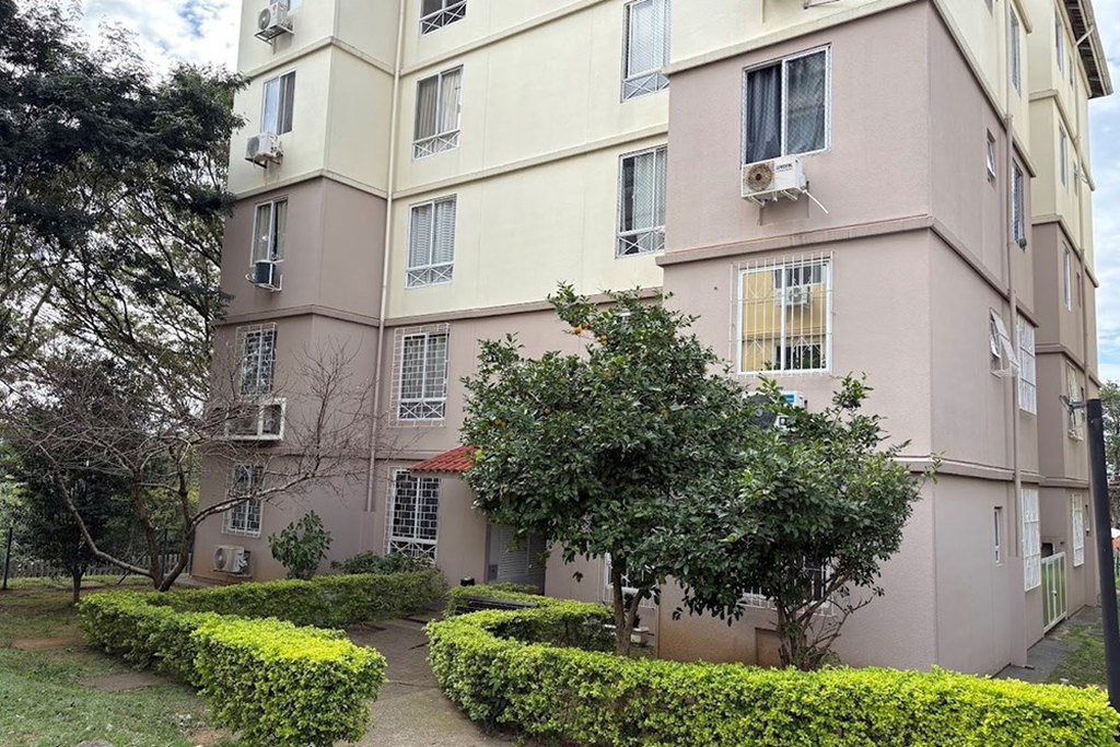 Apartamento com 43m², 2 dormitórios no bairro Rubem Berta em Porto Alegre para Comprar