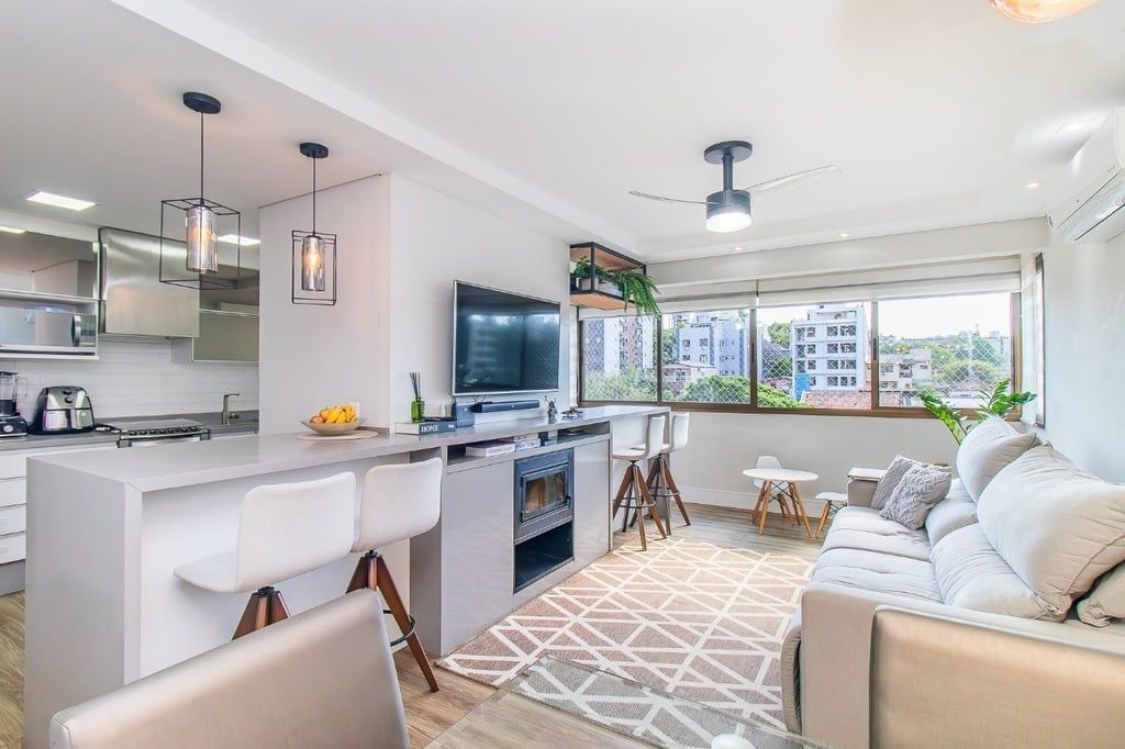 Apartamento com 79m², 2 dormitórios no bairro Higienópolis em Porto Alegre para Comprar