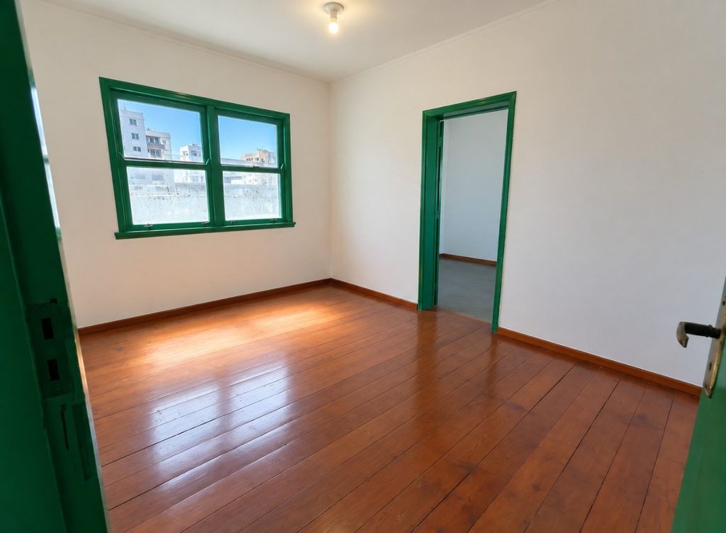 Apartamento com 84m², 3 dormitórios no bairro Centro Histórico em Porto Alegre para Comprar