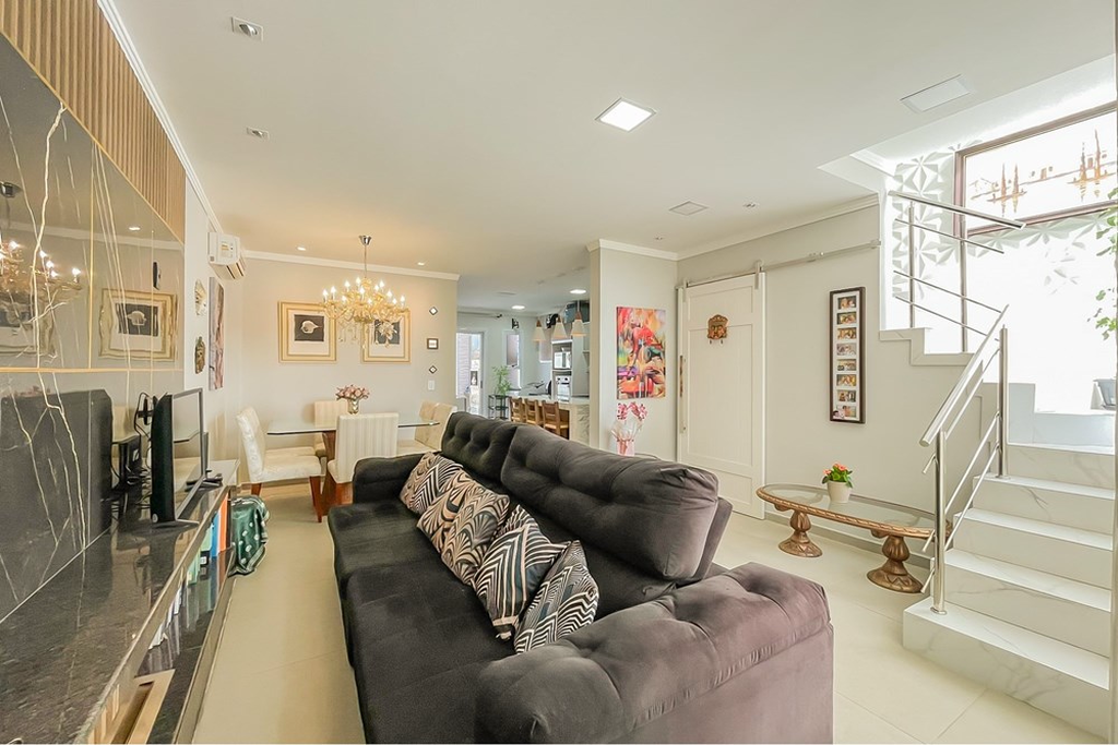 Casa com 109m², 3 dormitórios no bairro Aberta dos Morros em Porto Alegre para Comprar