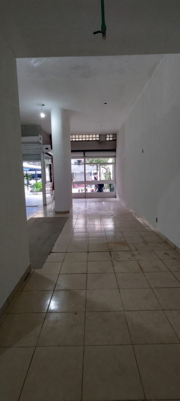 Loja-Salão à venda com 1 quarto, 144m² - Foto 12