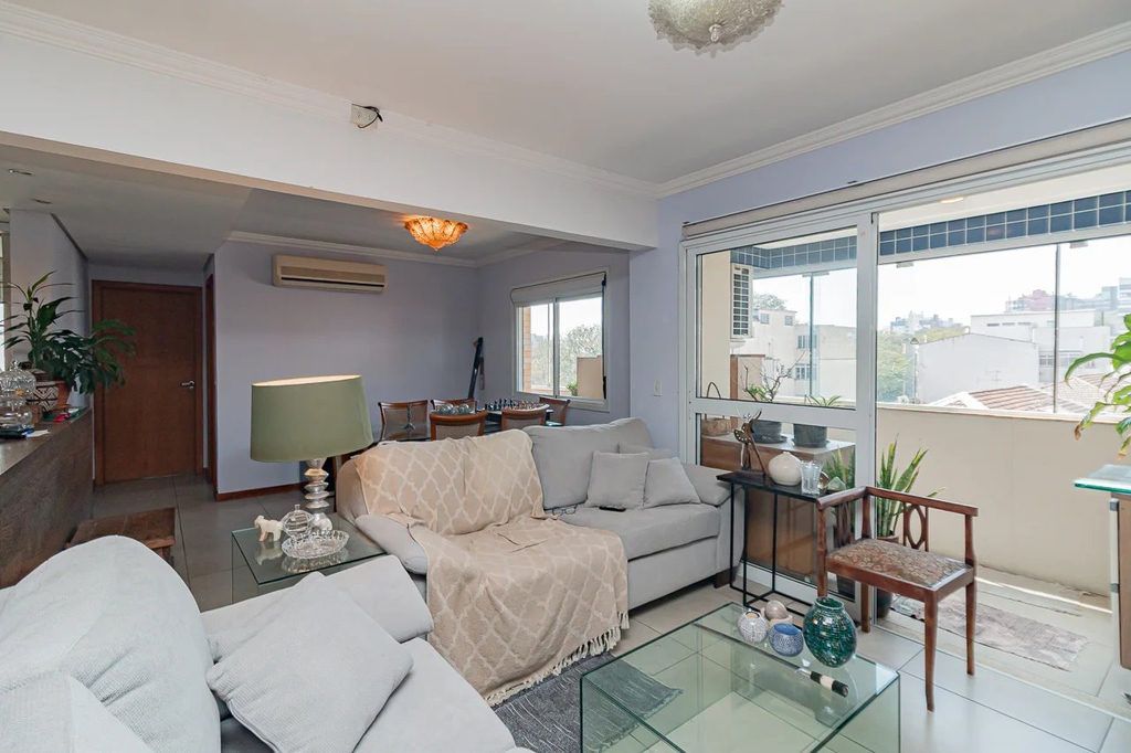 Apartamento com 73m², 2 dormitórios no bairro Independência em Porto Alegre para Comprar
