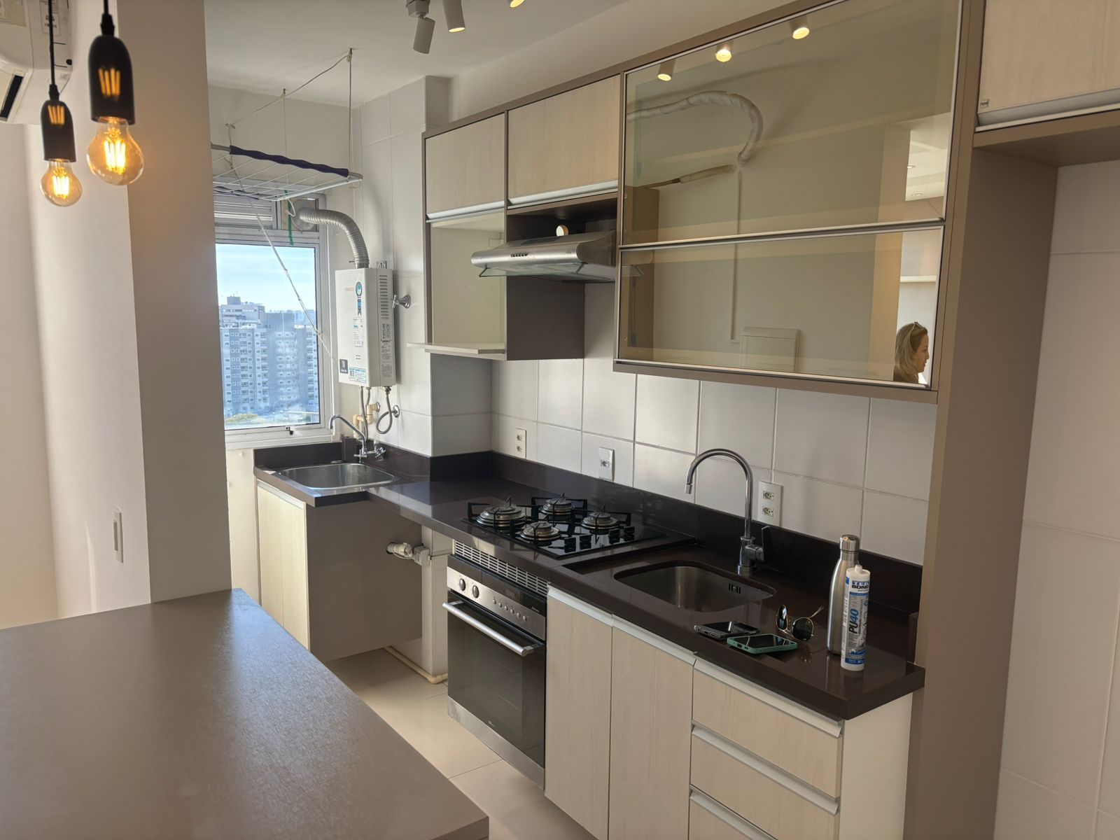 Apartamento / 2 Dormitórios / 1 Vaga / Mobiliado / Jardim Itu / Porto Alegre / RS