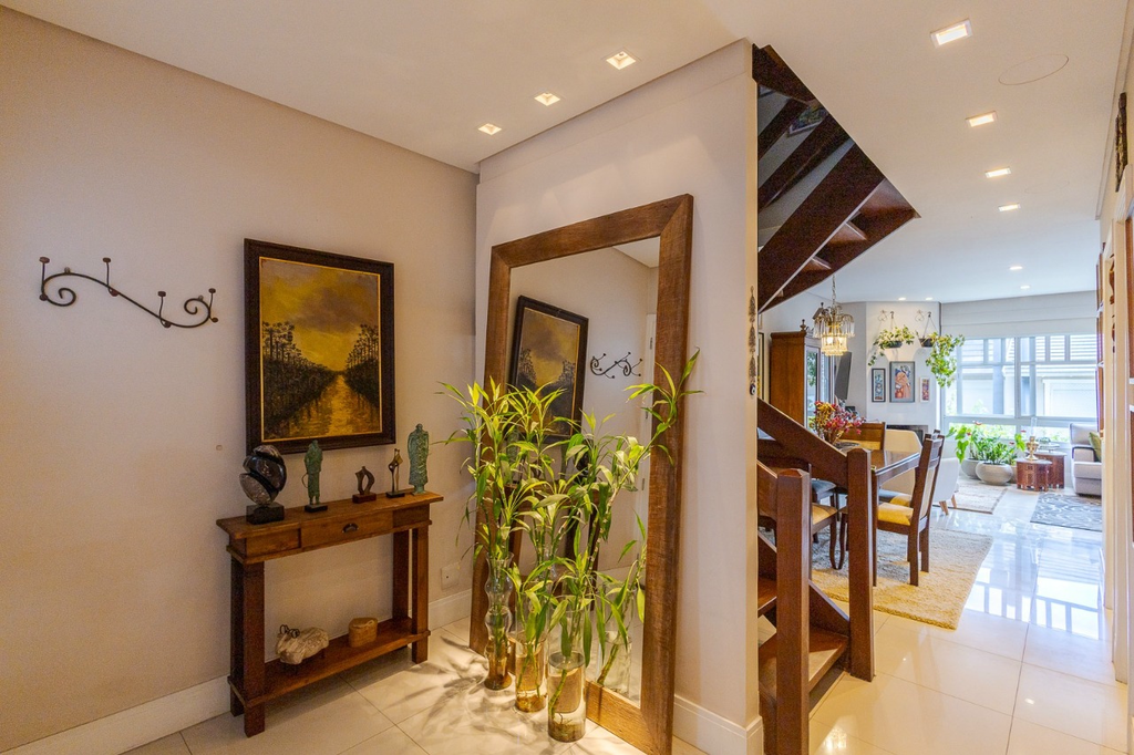 Casa de Condomínio com 218m², 3 dormitórios no bairro Jardim Carvalho em Porto Alegre para Comprar