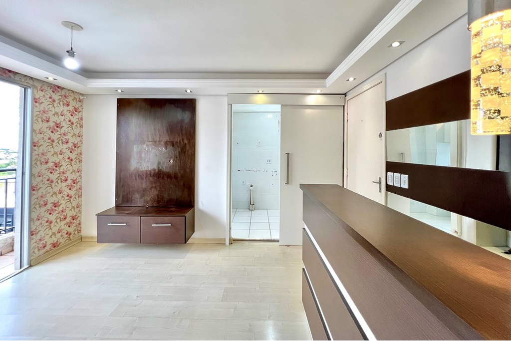 Apartamento com 48m², 2 dormitórios no bairro Igara em Canoas para Comprar