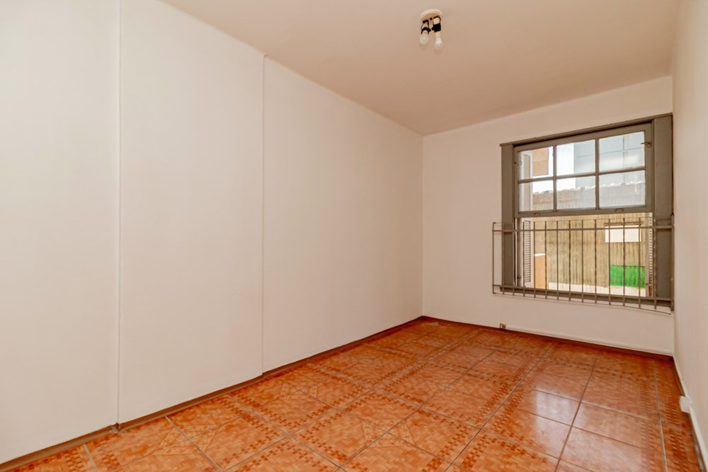 Apartamento com 52m², 1 dormitório no bairro Centro Histórico em Porto Alegre para Comprar