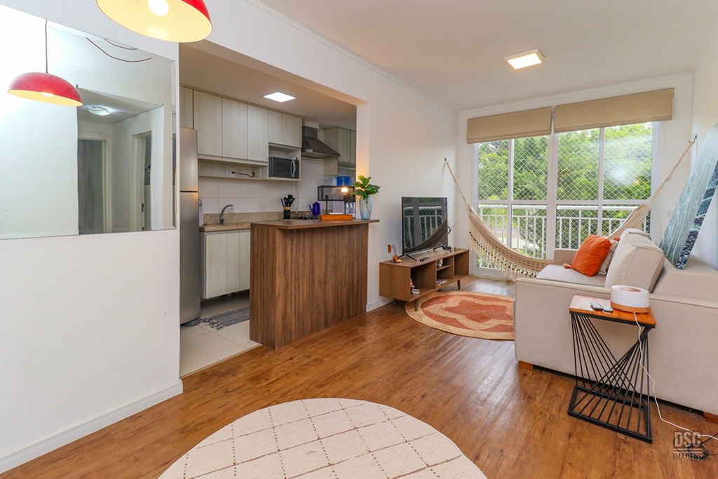 Apartamento com 58m², 2 dormitórios no bairro Vila Nova em Porto Alegre para Comprar