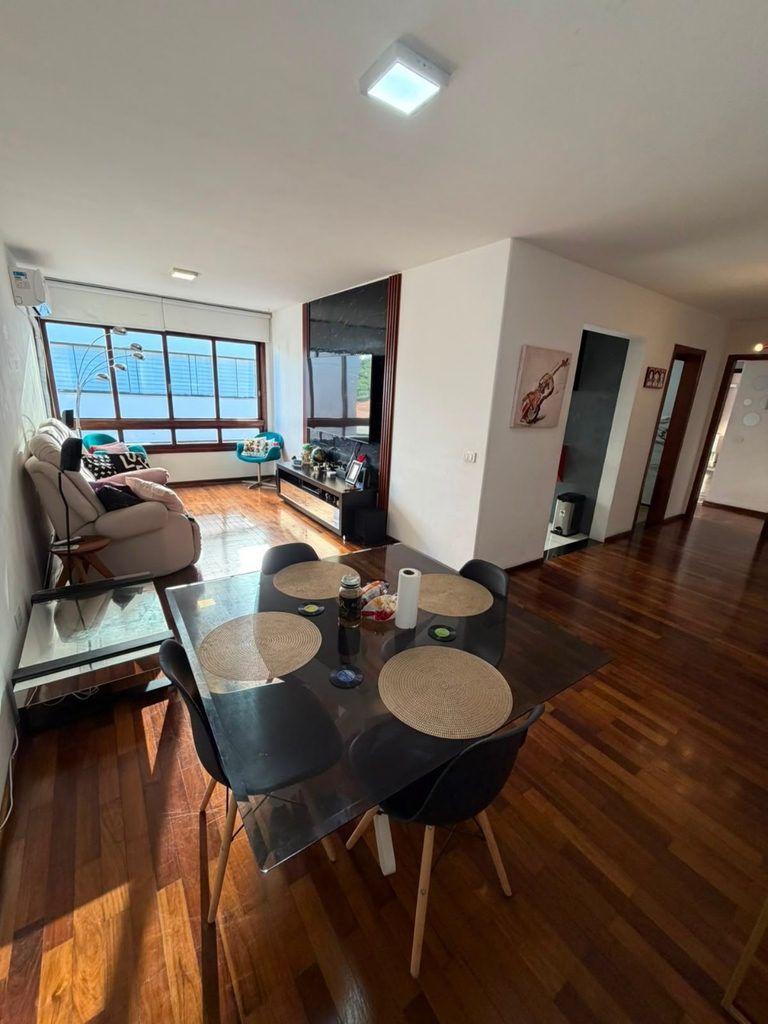 Apartamento com 90m², 2 dormitórios no bairro Santana em Porto Alegre para Comprar