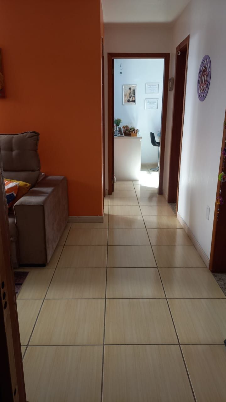 Apartamento com 53m², 2 dormitórios no bairro Passo da Areia em Porto Alegre para Comprar