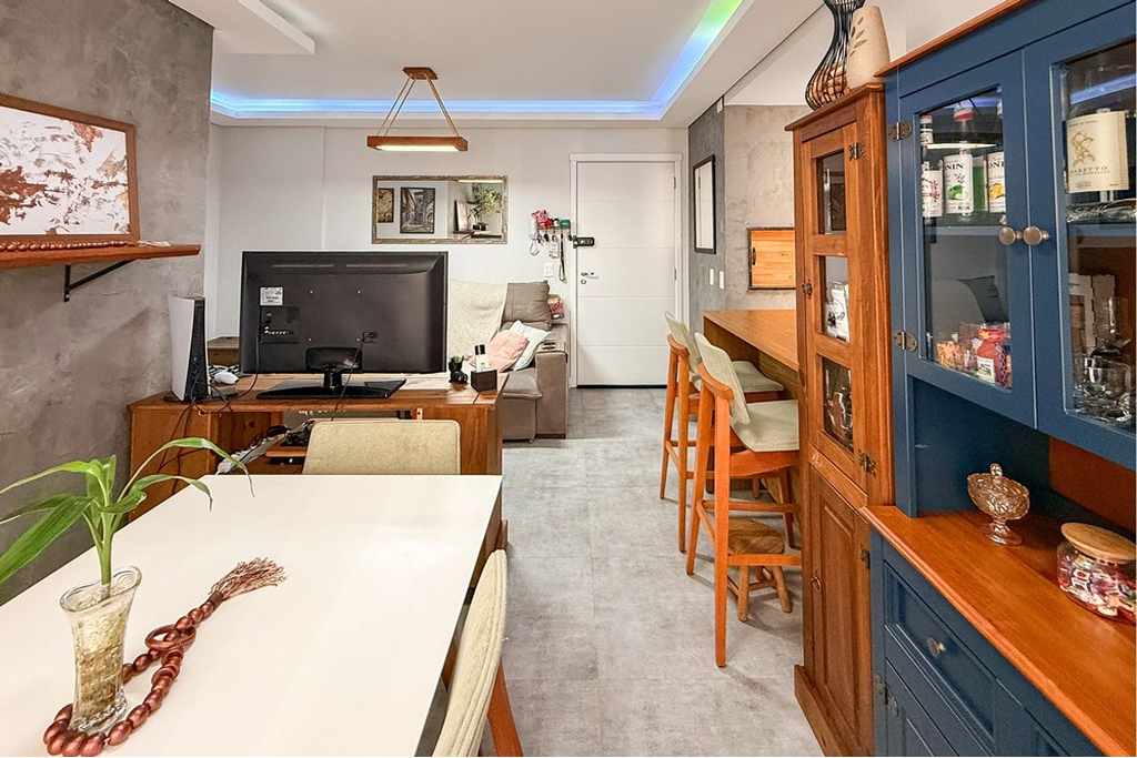 Apartamento com 60m², 2 dormitórios no bairro Marechal Rondon em Canoas para Comprar