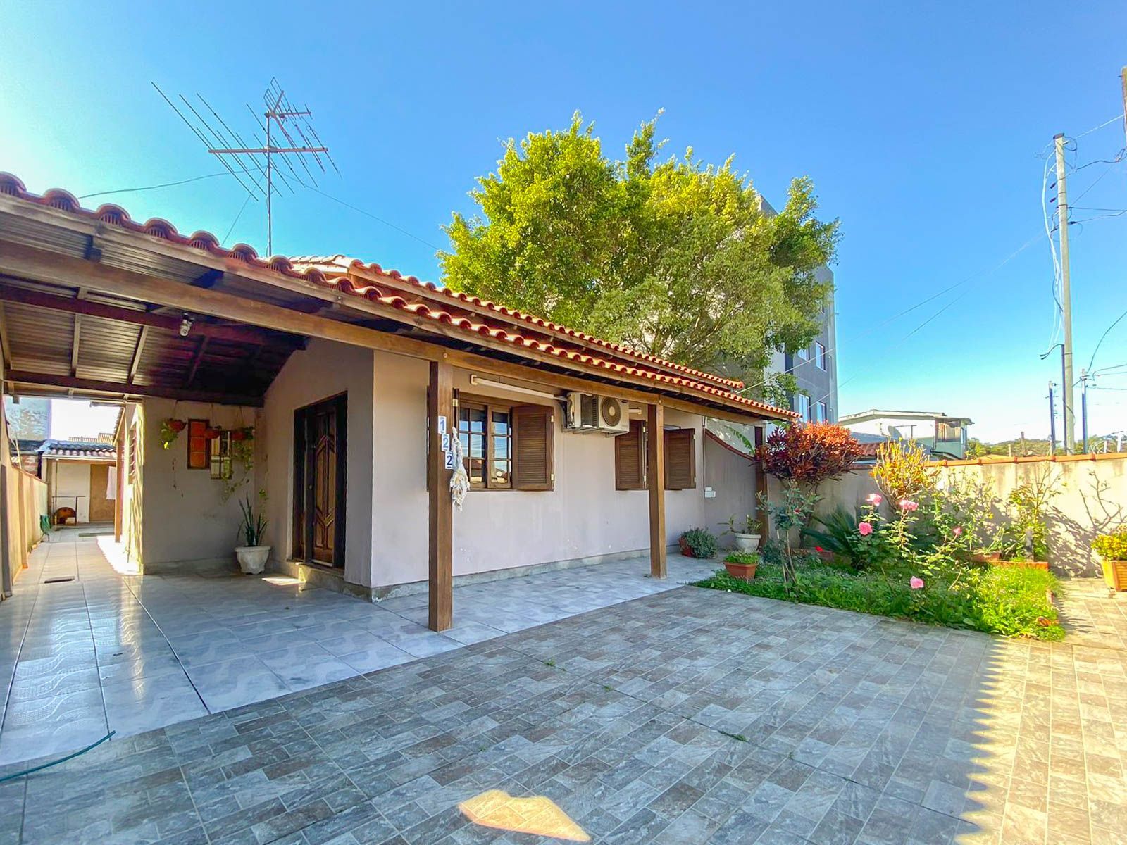 Casa / 2 Quartos / 2 Vagas / Pátio / Formosa / Alvorada / RS