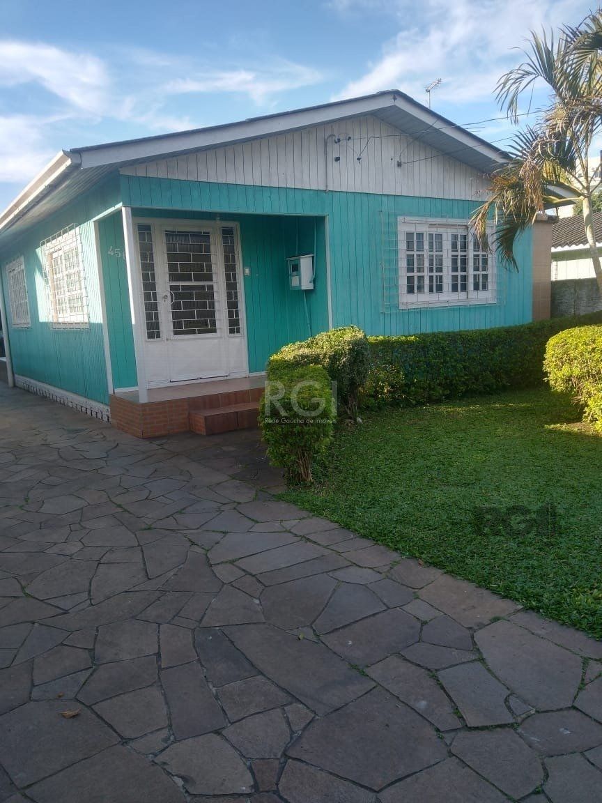 Casa à venda com 3 quartos, 90m² - Foto 1